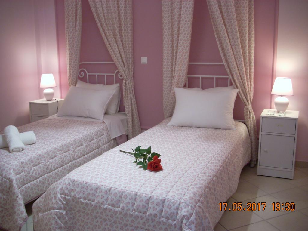 Iris Apartments Apolpaina Zewnętrze zdjęcie